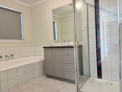 51 Wentworth Avenue, Wyndham Vale