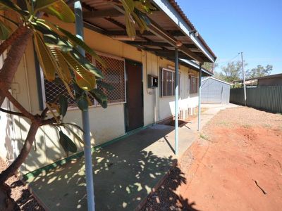 8A Weaver Place, South Hedland
