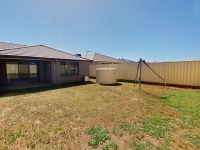 19a Mortlock Avenue, Dubbo