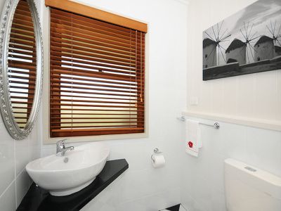 85 LONG STREET, Point Vernon