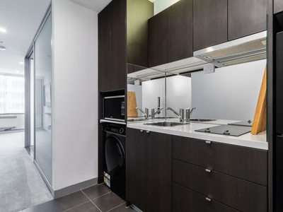 1308 / 53 Batman Street, West Melbourne