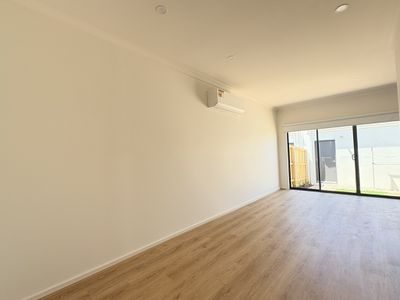 19 Corinth Street, Manor Lakes