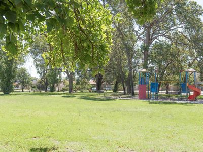 23C Lovegrove Way, Morley