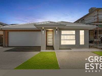 16 Aurora Drive, Cranbourne West