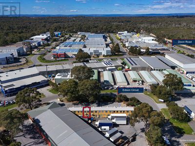 6 / 8 Day Road, East Rockingham