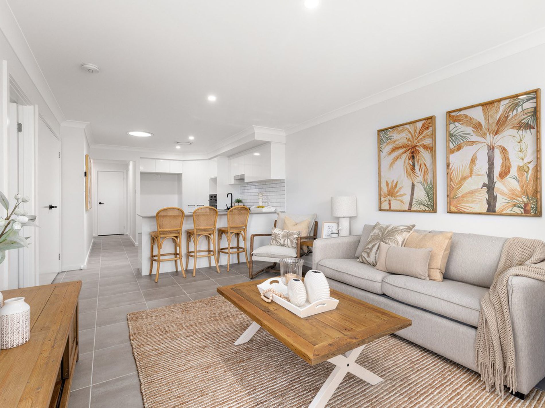 2 / 2 Olympic Street, Forbes