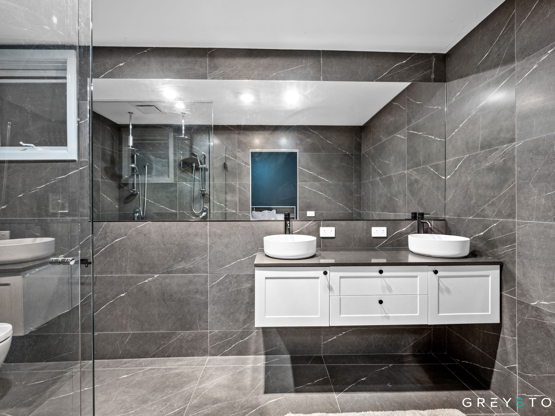 2-4 Outlook Ride, Kurunjang