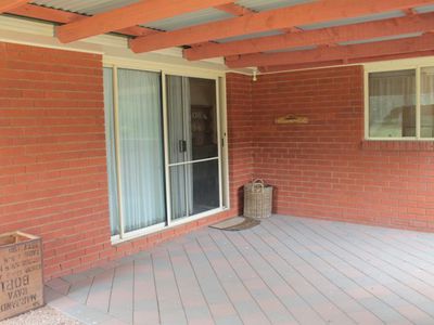 15 Wattle Drive, Heathcote
