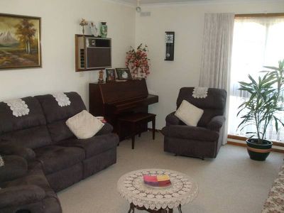 19 Carter Street, Horsham