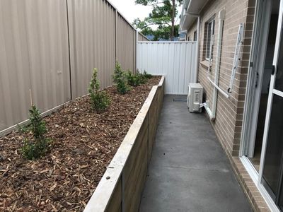 8 / 251 Princes Highway, Dapto