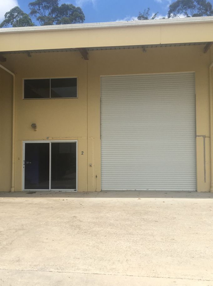 Unit 2, 3 and 4  / 18  Tectonic Crescent , Kunda Park