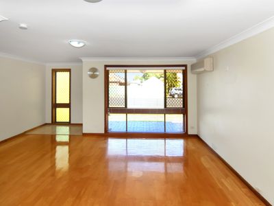 3 / 23 Robert St, Forster