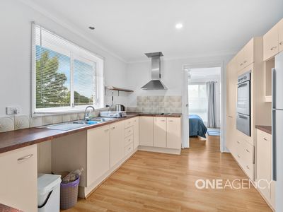 2 Truscott Avenue, Sanctuary Point