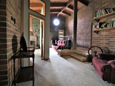 285 Cowles Rd, Northwood