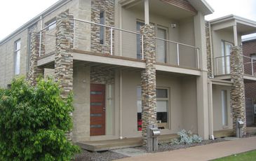 15 Sepal Lane, Pakenham