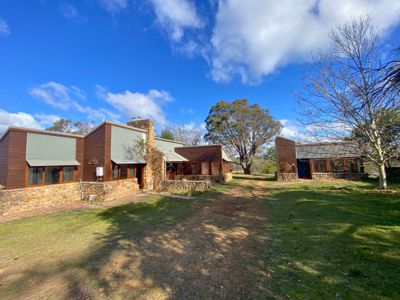 411 Half Moon Road, Mongarlowe