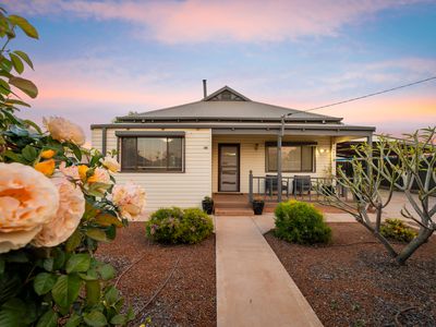 18 Dorothea Street, South Kalgoorlie