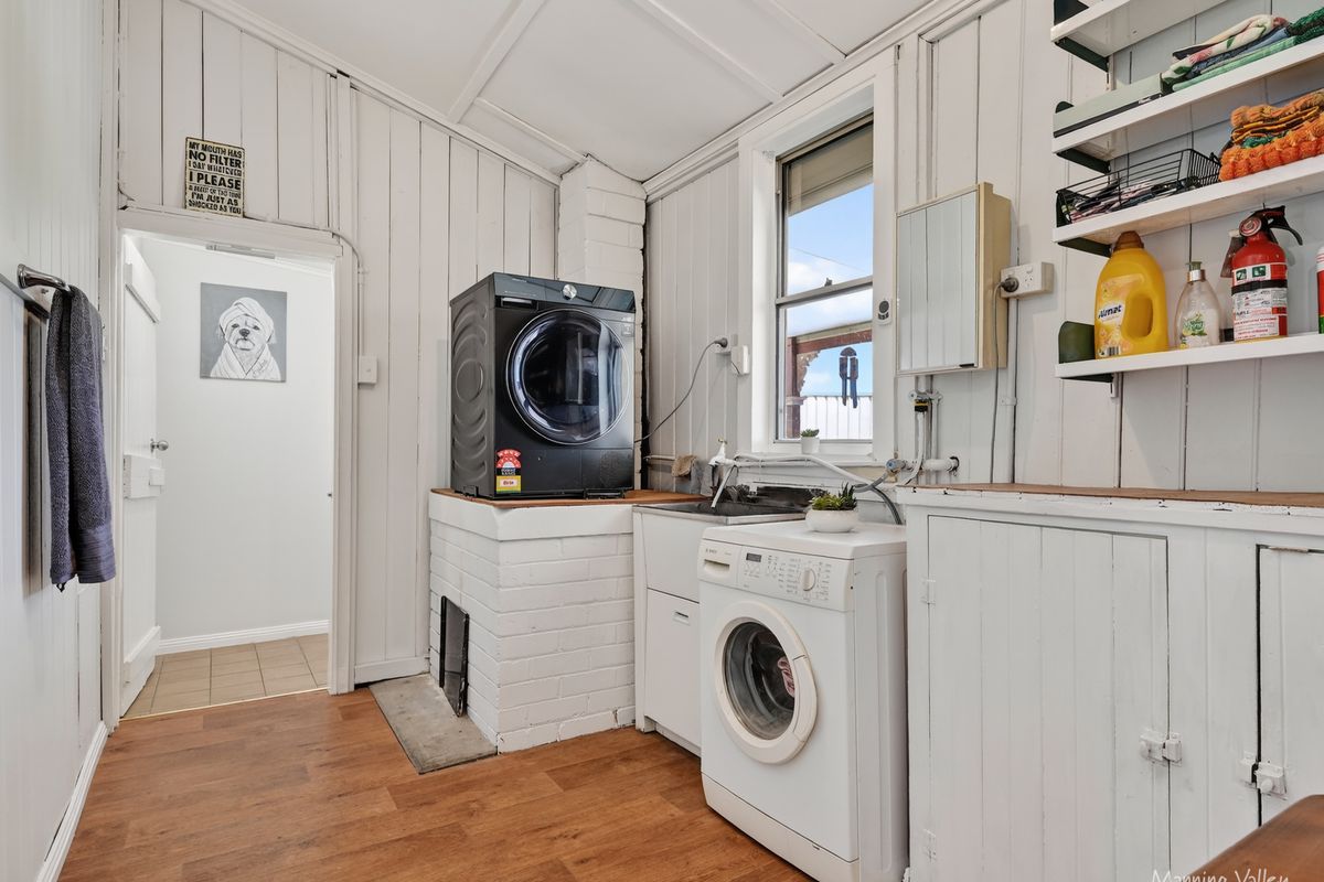 16 Flett Street, Wingham