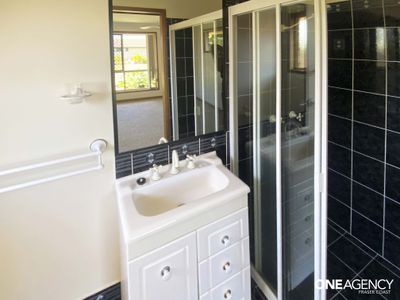 121 Ibis Boulevard, Eli Waters