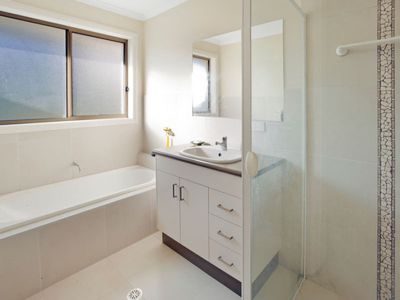 24 The Crest, Merimbula