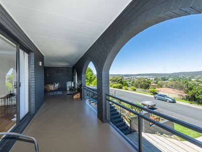 14 Beatty Crescent, Crestwood