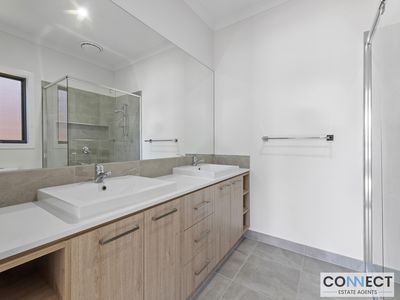 12 Gondwana Street, Officer