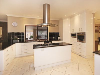 24 Kensington Drive, Flinders View