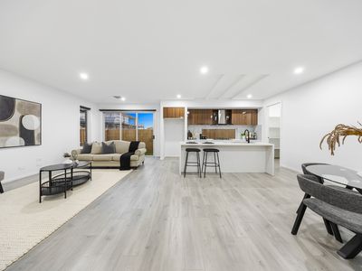 3 Wellingford Road, Clyde North
