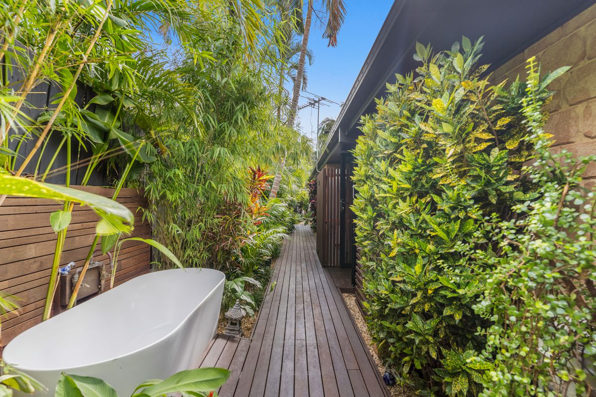 6 Lakeside Way, Lennox Head