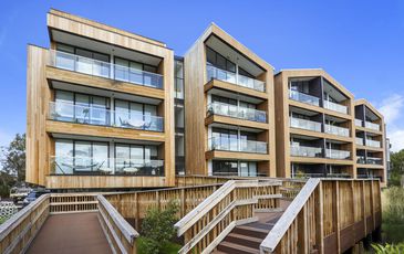 210/110 Roberts, West Footscray