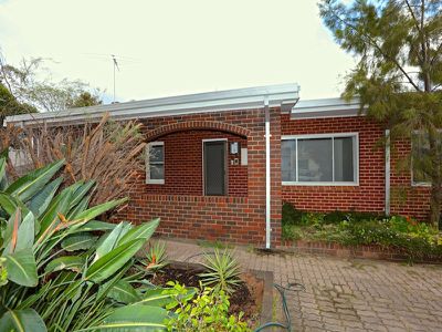 8 Shearn Crescent, Doubleview