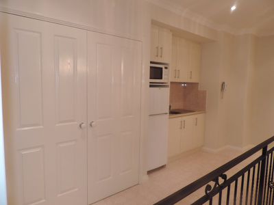 65 Amberley Way, Pearsall