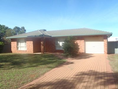15 Page Avenue, Dubbo