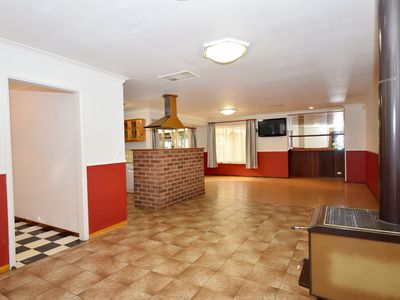 11 Bartlett Place, Parmelia