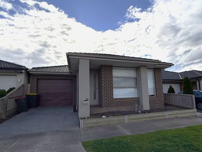 4 Maven Way, Tarneit