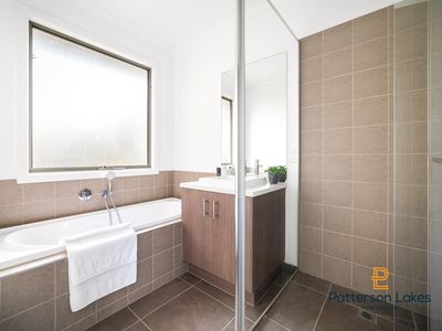 4 / 4 Aspect Drive, Keysborough