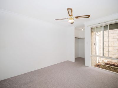 8 RAMSAY PLACE, Bibra Lake