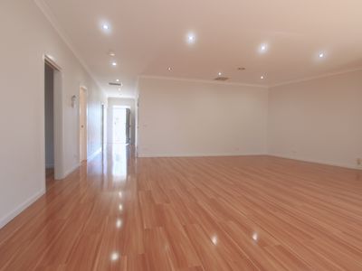 2A  Hunsford Avenue, Notting Hill