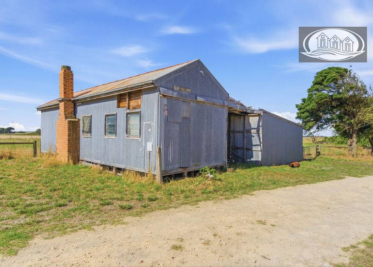 138 Oakleys Road, Portland