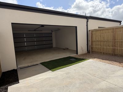 4 Prosecco Vista, Fraser Rise