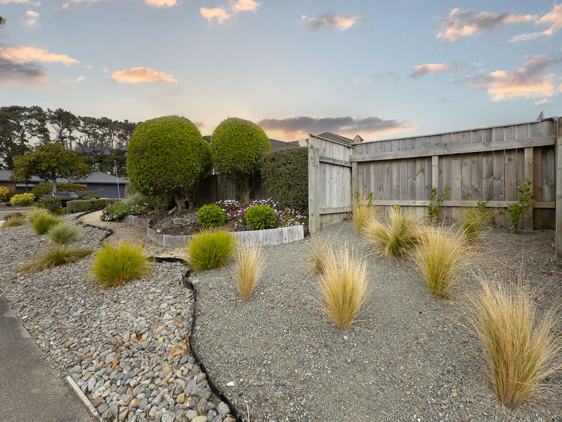 2 Jeannie Way, Waikanae Beach