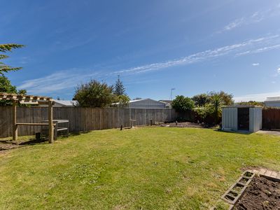 11 Atua Street, Waikanae Beach
