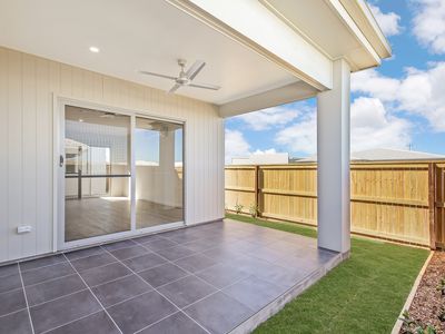 19 Locke Crescent, Baringa