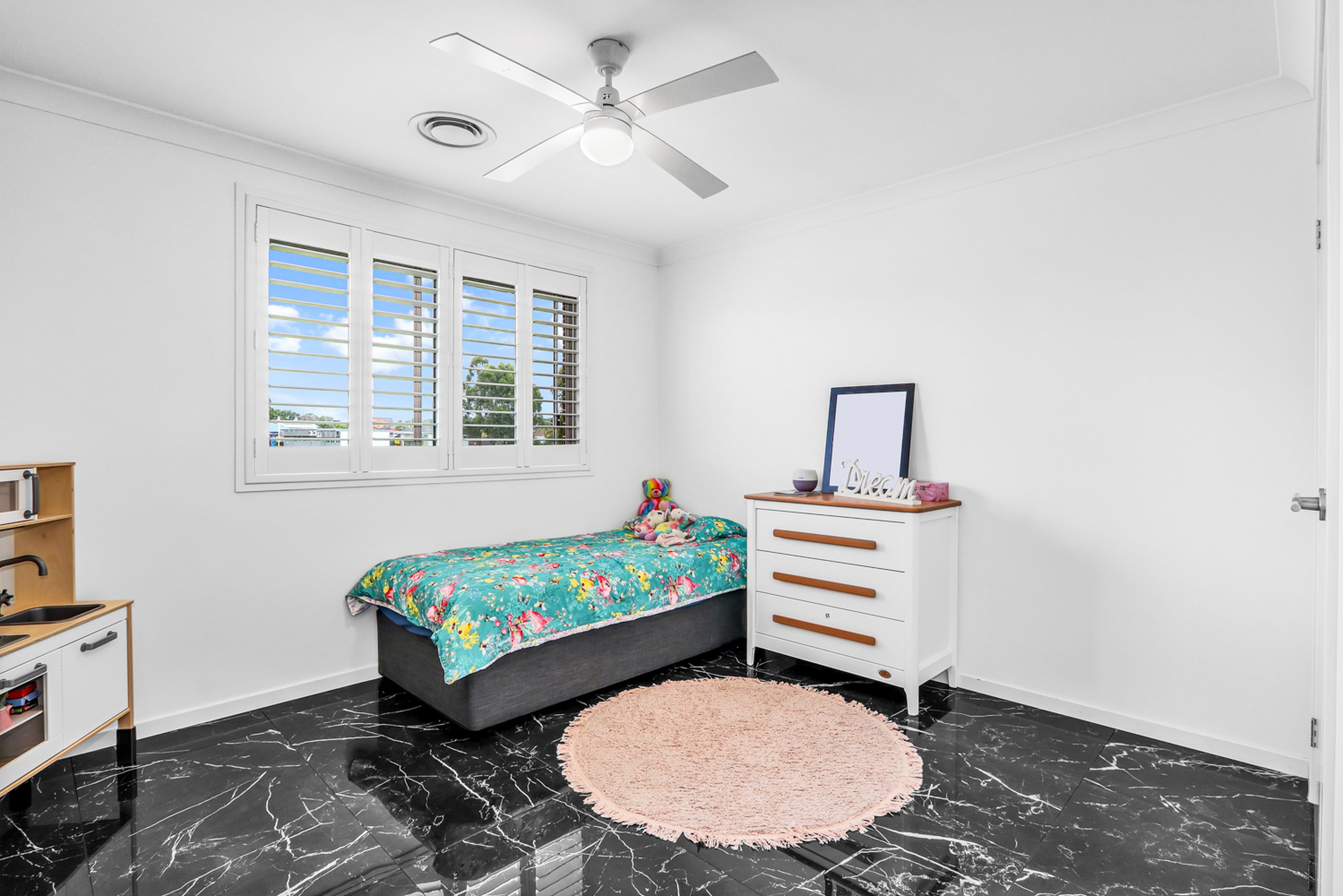 4 Jindalee Place, GLENMORE PARK