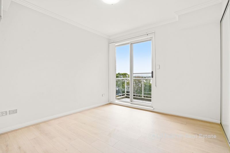 e504 / 81-86 Courallie Avenue, Homebush West