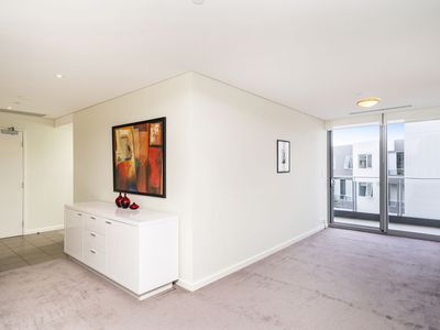 307 / 30 The Circus, Burswood