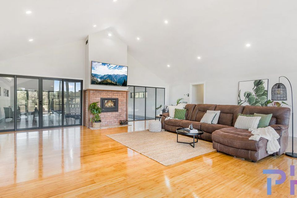 8 Montgomery Lane, Lockwood