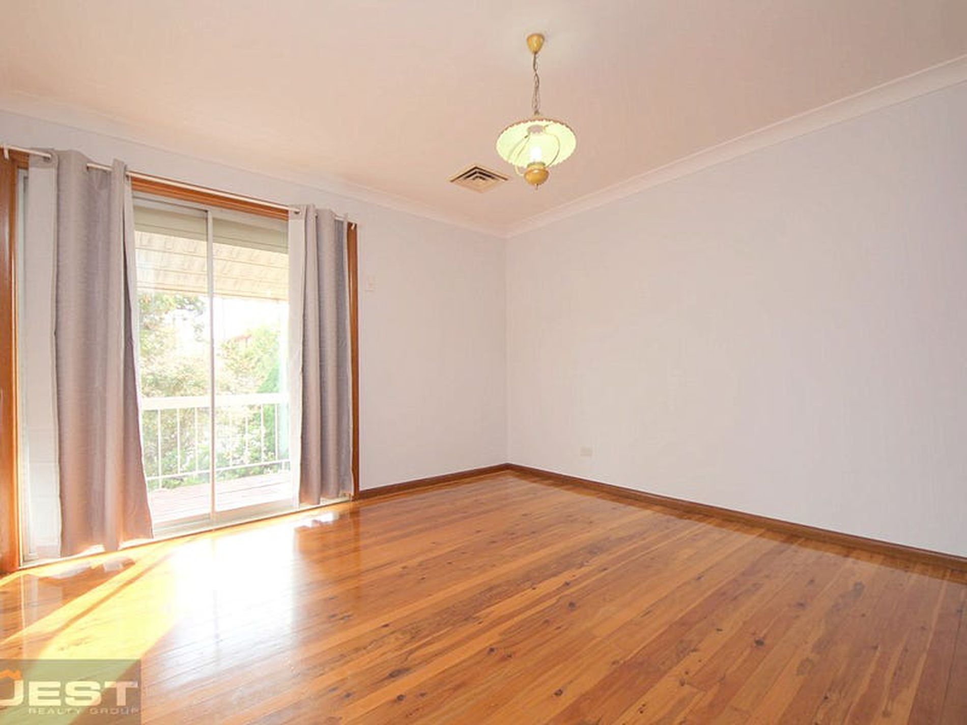 5 Flinders Road, Georges Hall