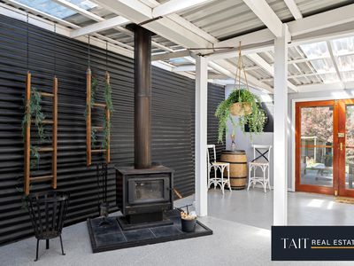 6-8 Mount Stanley Road, Stanley