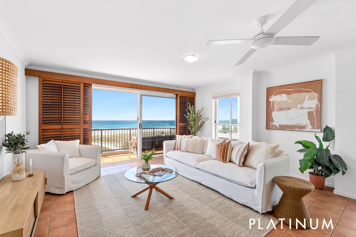 7 / 241 Golden Four Drive, Bilinga